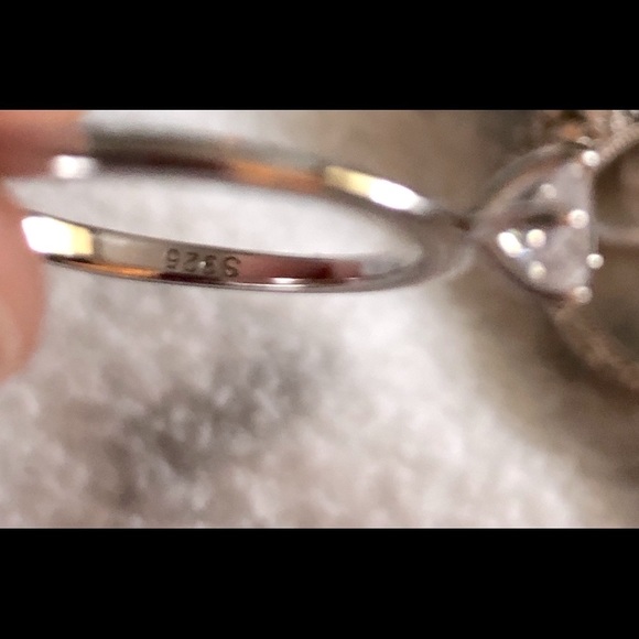 🚨50% off! Great for Daughters! 5A & 925 Sterling Silver Ring .67ct. - Picture 15 of 16